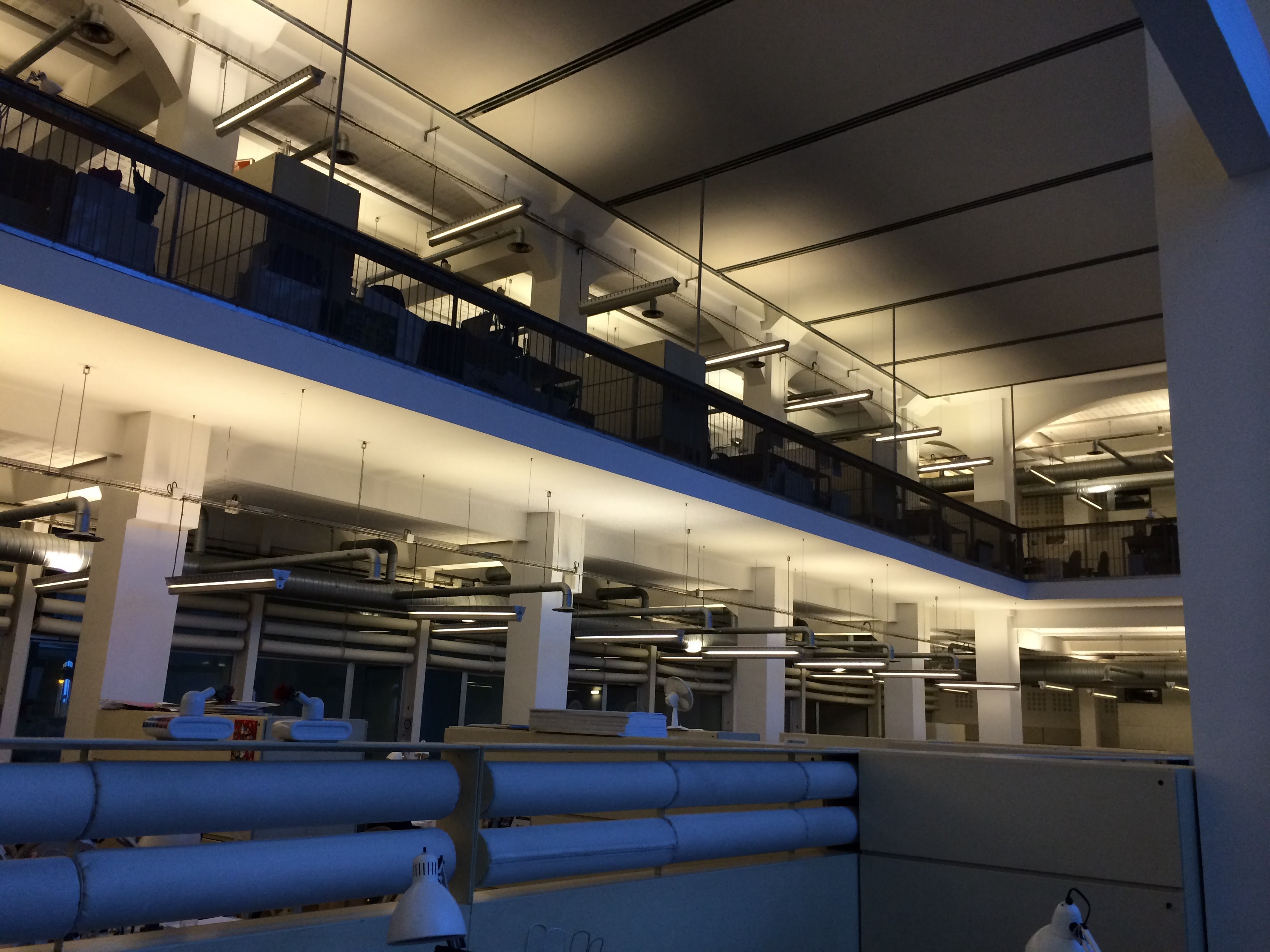 Vue sur l'openspace de l'agence